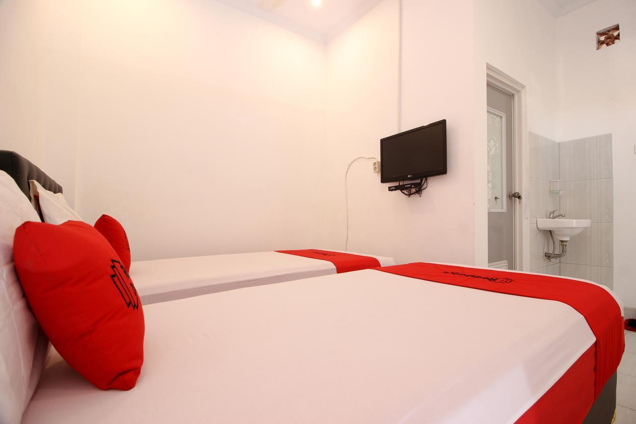 Reddoorz Plus @ Prawirotaman 3 Yogyakarta Luaran gambar