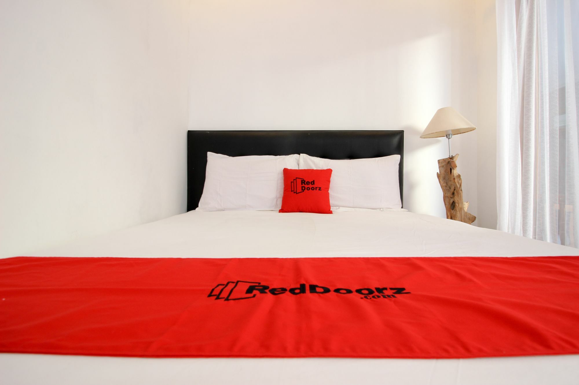 Reddoorz Plus @ Prawirotaman 3 Yogyakarta Luaran gambar