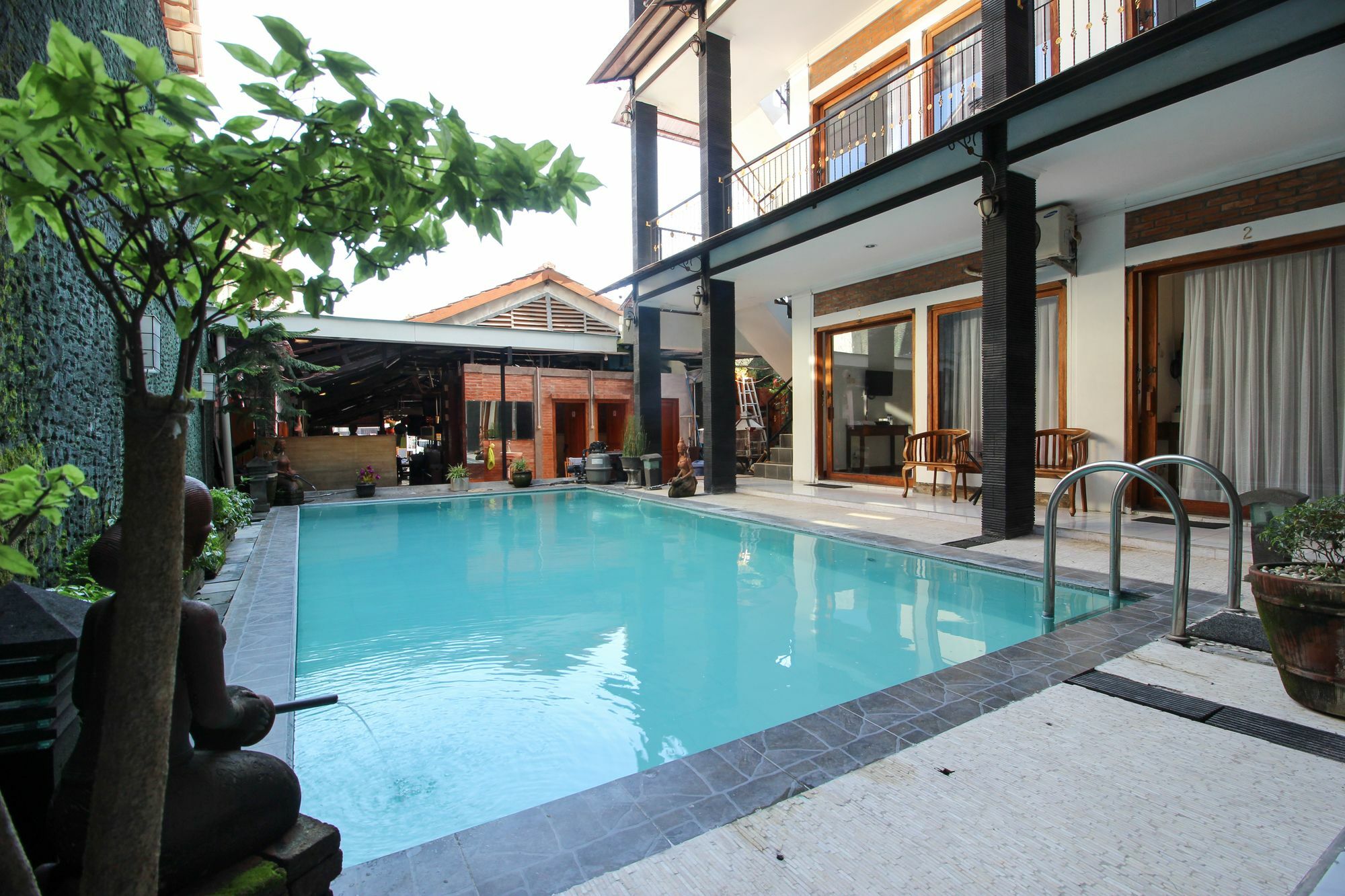 Reddoorz Plus @ Prawirotaman 3 Yogyakarta Luaran gambar